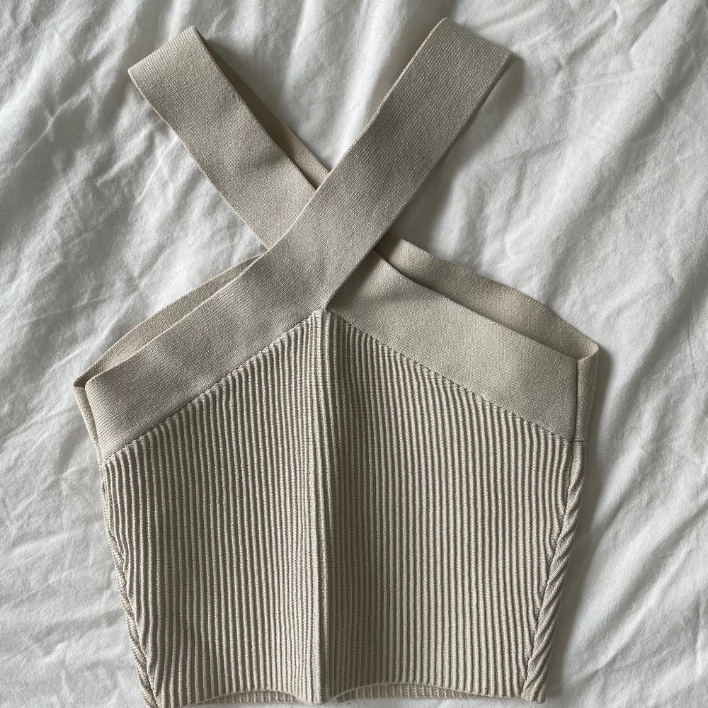 aritzia sculpt wrap halter